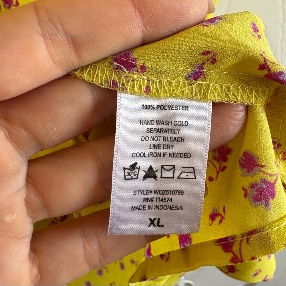 Pleione Yellow‎ Ditsy Floral Flutter Sleeve Blouse Boho Bloomcore Whimsical XL - Picture 5 of 8